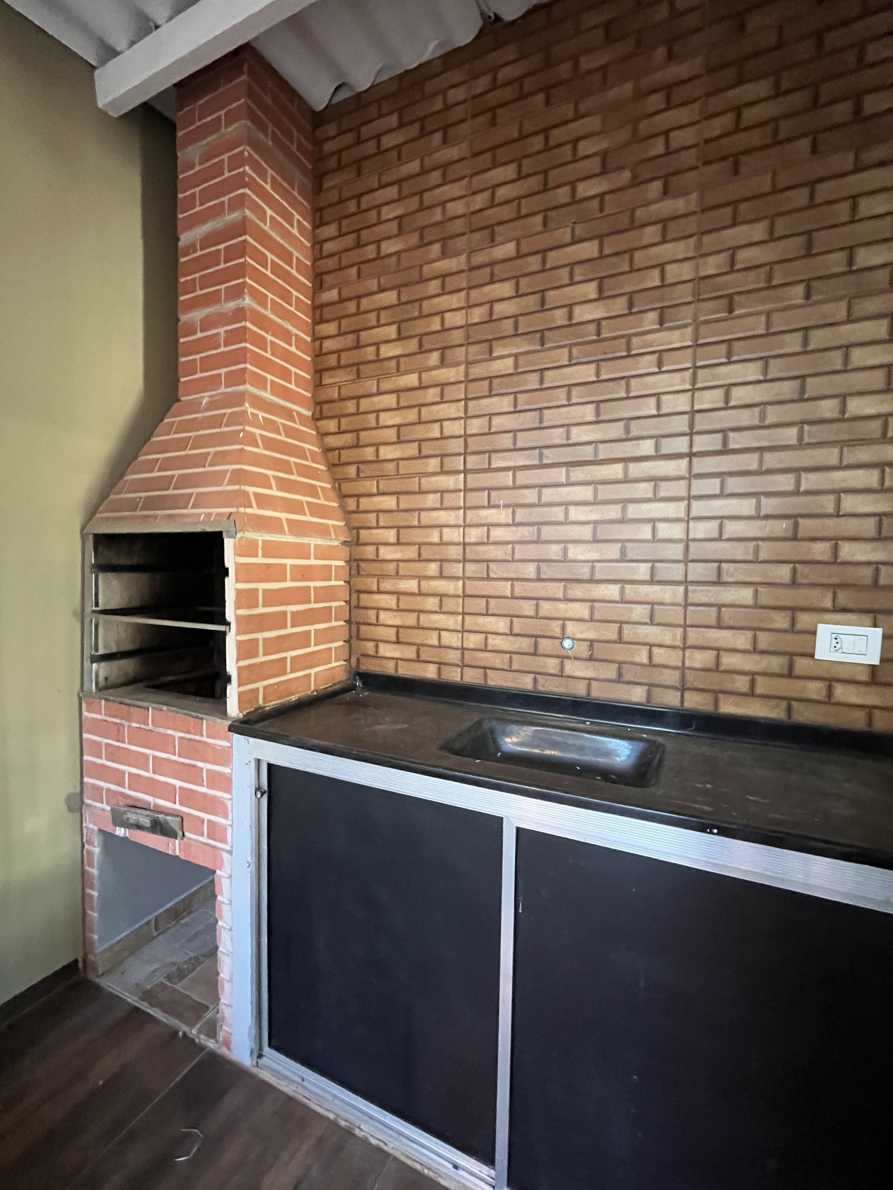 Churrasqueira — detalhe