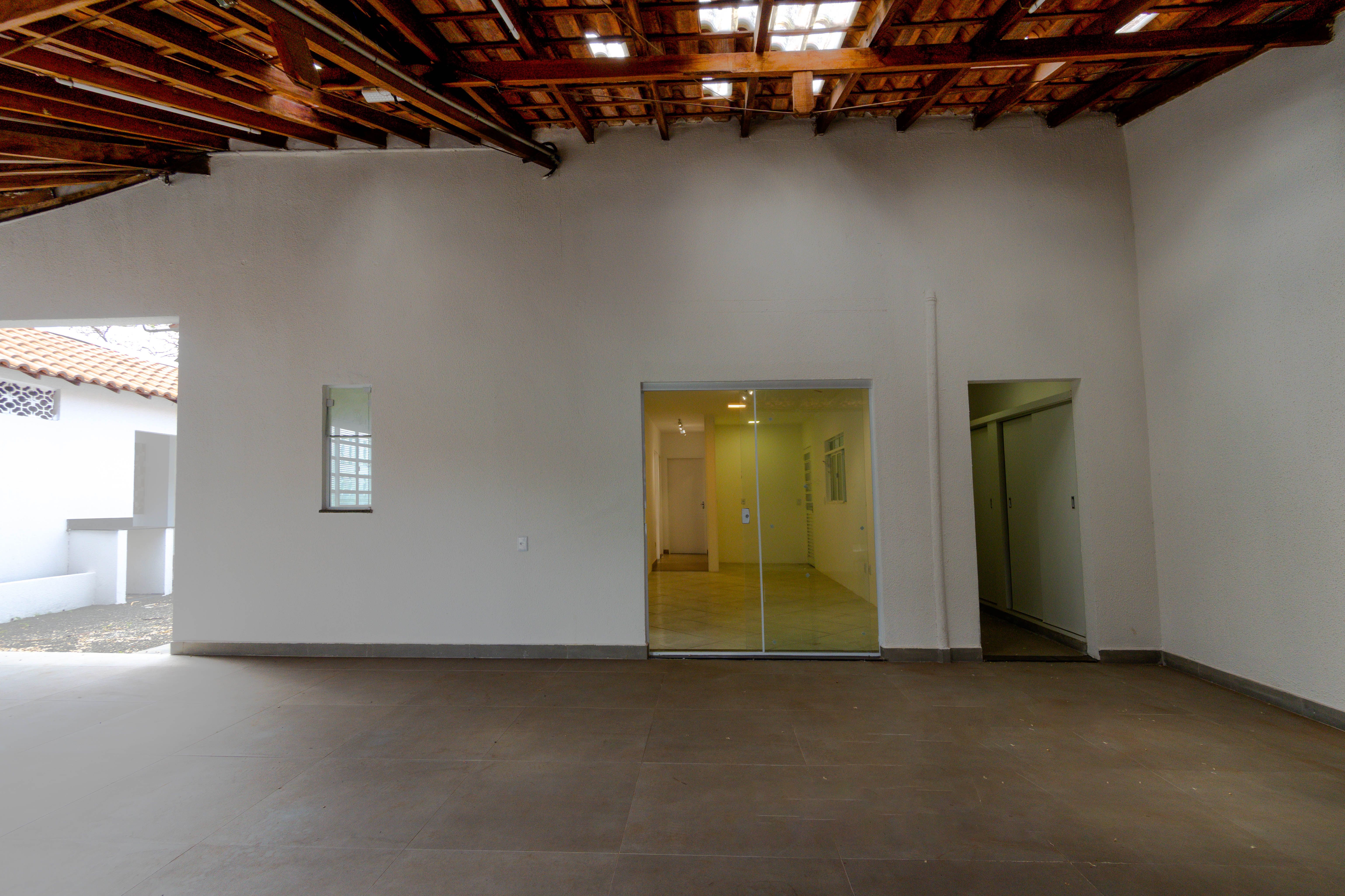 Segunda casa — salão amplo