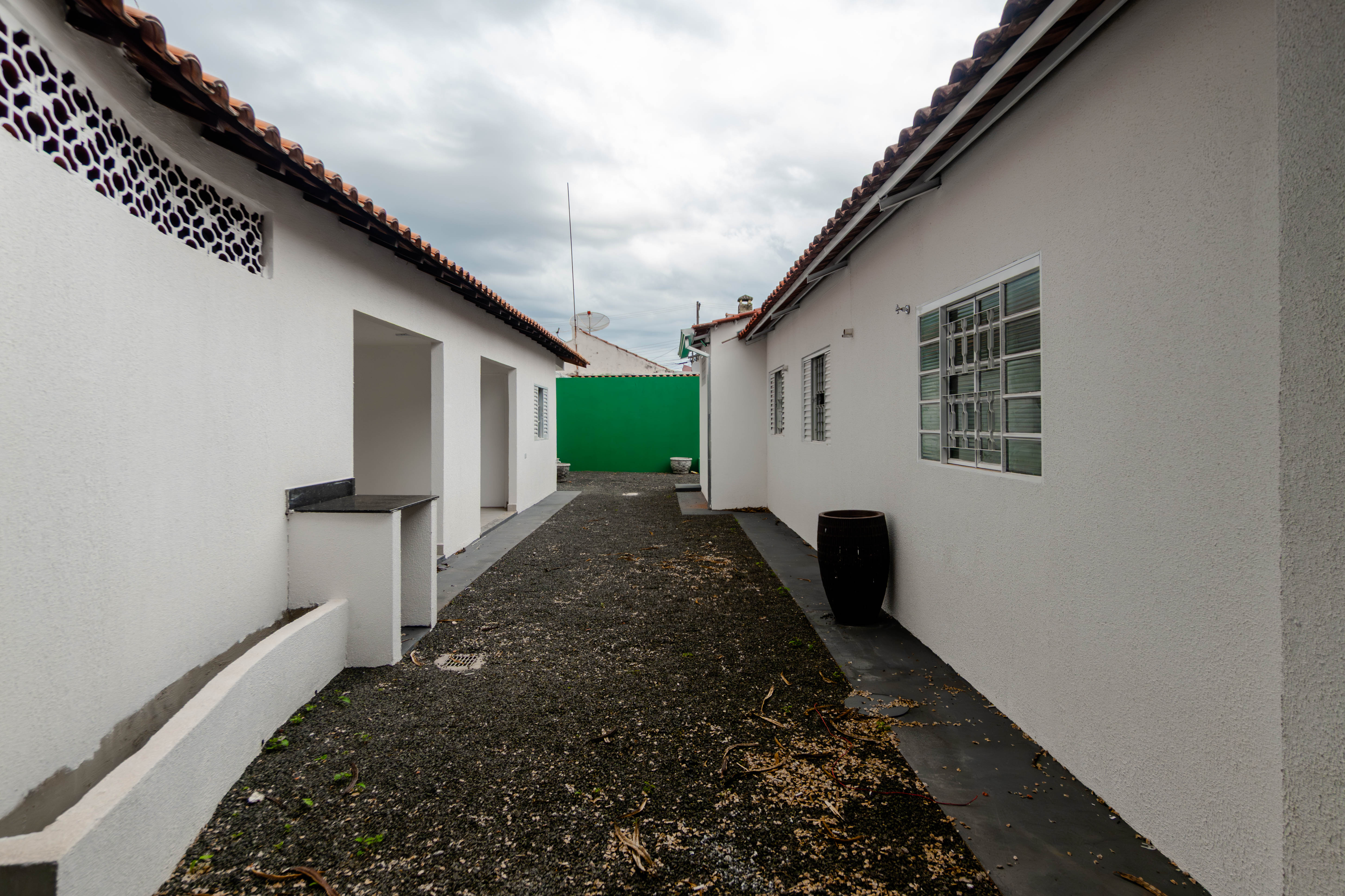 Quintal — corredor